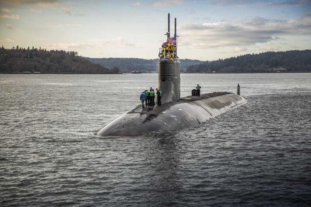 這張圖片的 alt 屬性值為空,它的檔案名稱為 USS_Connecticut_SSN_22-1024x683.jpg